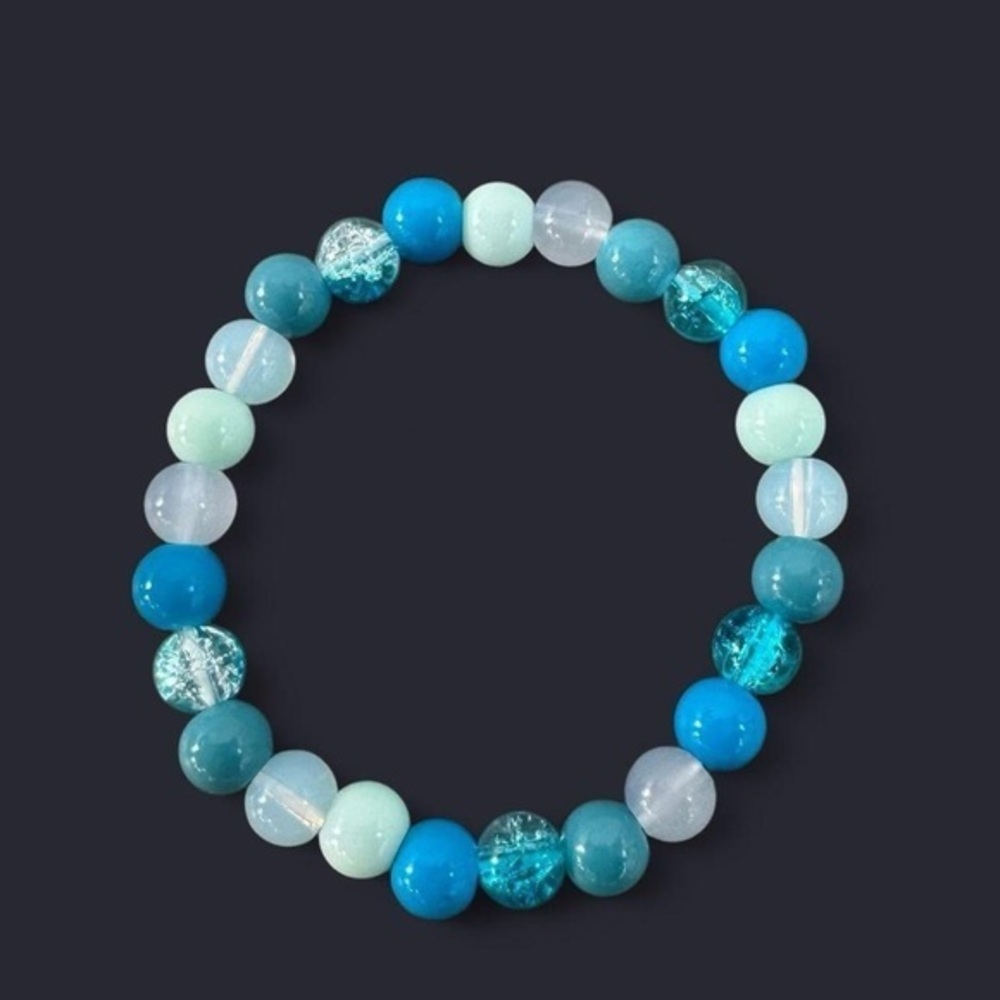 Sky Blue Glass Bead Bracelet 8mm